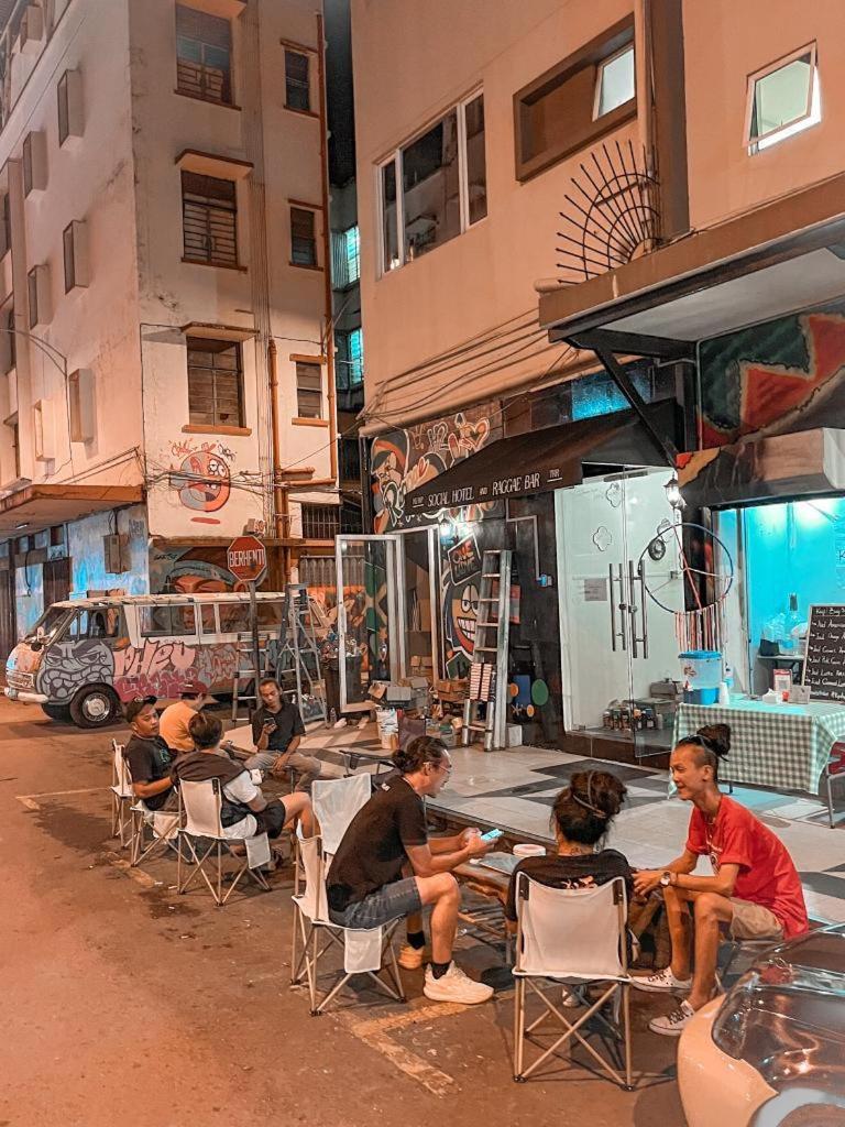 H2 Worldpackers , The Social Hotel Kota Kinabalu Exterior foto